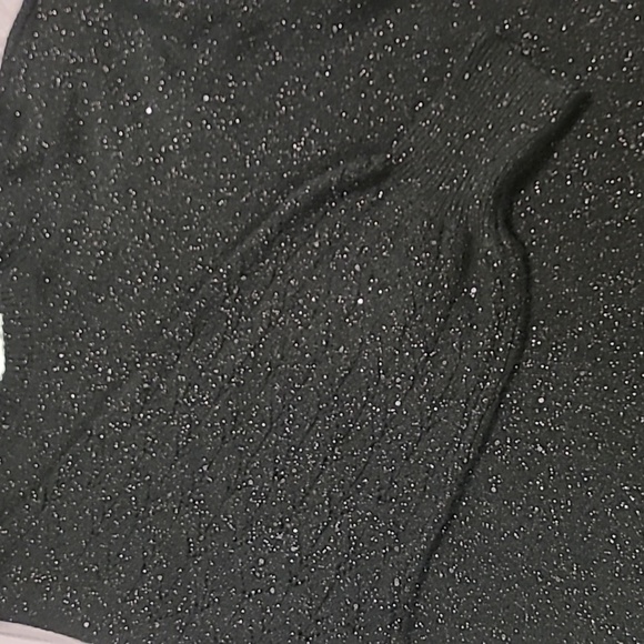 ELLE Black Sweater with Wide Bell like Sleeves and Pink Sparkle. - Picture 3 of 9